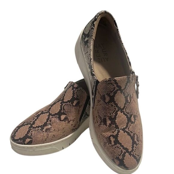 Naturalizer Hawthorn Snake Print Leather Slide Sneaker Loafers Side 7.5 - Picture 1 of 11